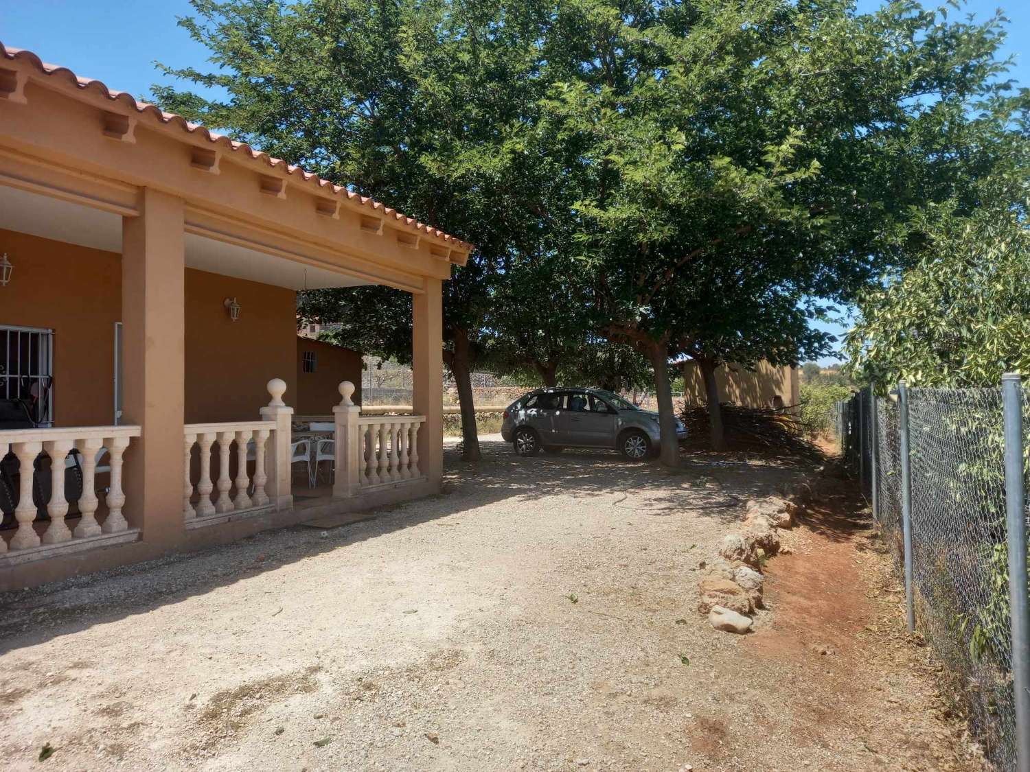 Superbe finca avec terrain de 10.200M² à valence ( Ville Anna)