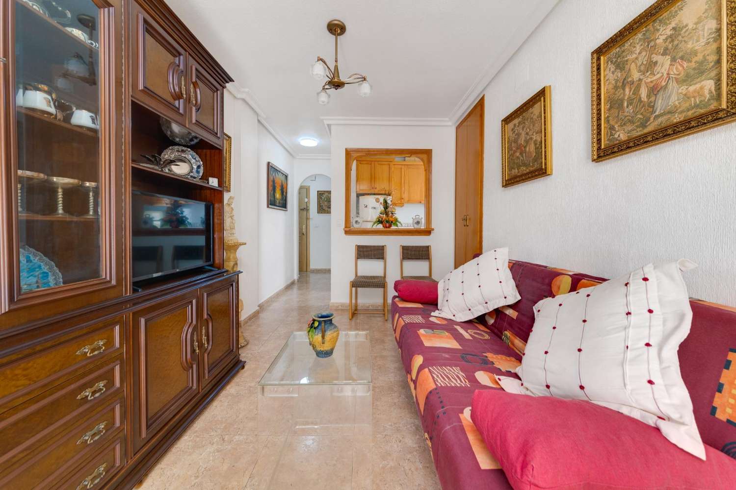 APPARTEMENT A TORREVIEJA PROCHE DE LA PLAGE AVEC PISCINE COMMUNE, 2 CHAMBRES ET TERRASSE