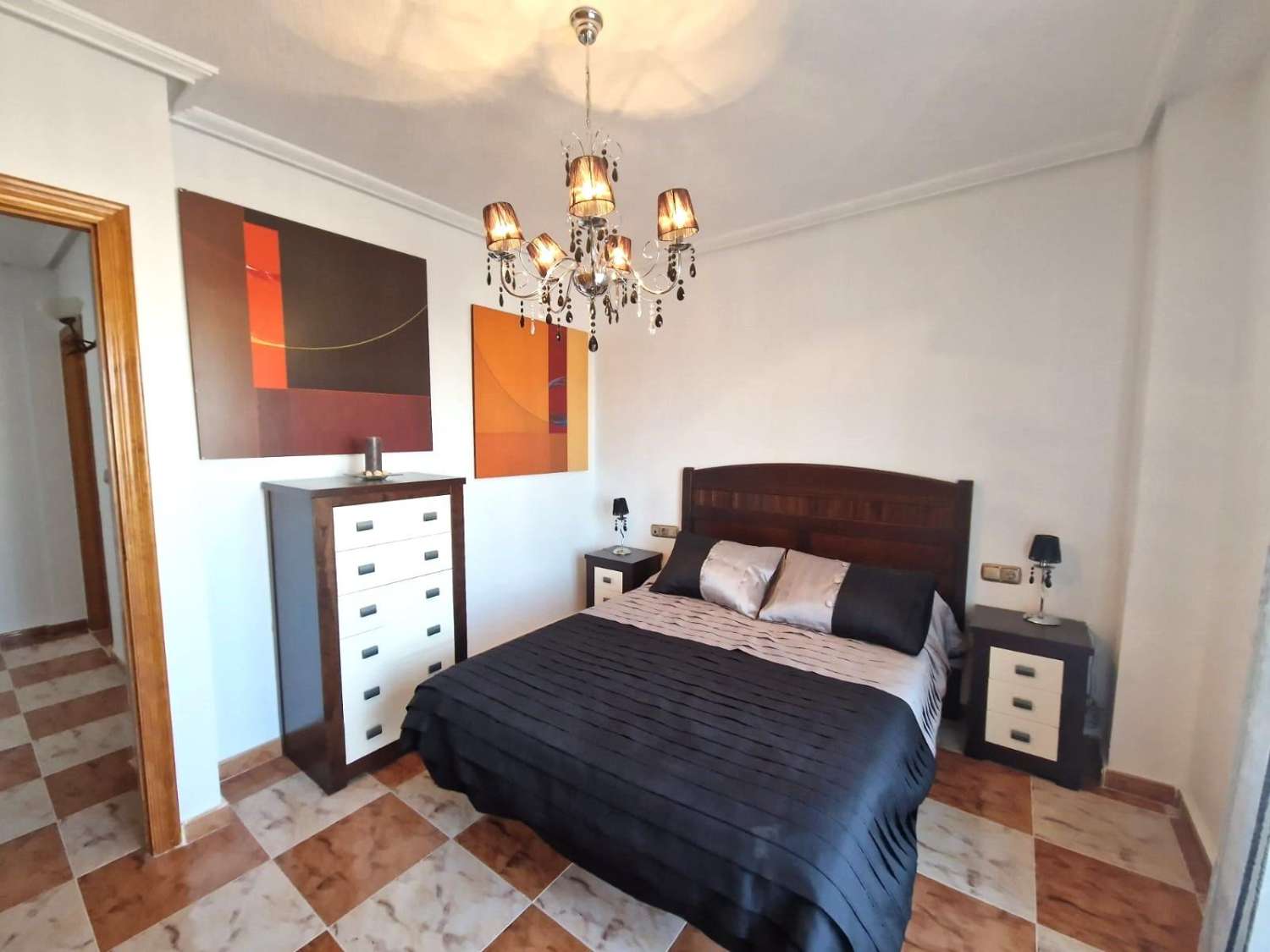 Bella casa con 2 camere da letto e piscina comune a Orihuela Costa (Monzenia)