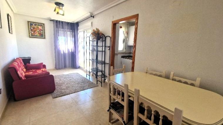 Atemberaubende 2-Zimmer-Wohnung mit Pool in Torrevieja (Aguas Nuevas)