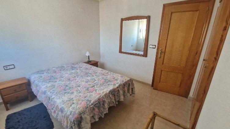 Atemberaubende 2-Zimmer-Wohnung mit Pool in Torrevieja (Aguas Nuevas)