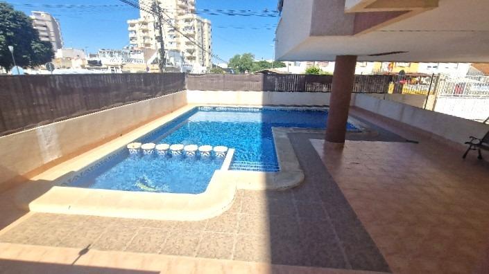 Atemberaubende 2-Zimmer-Wohnung mit Pool in Torrevieja (Aguas Nuevas)