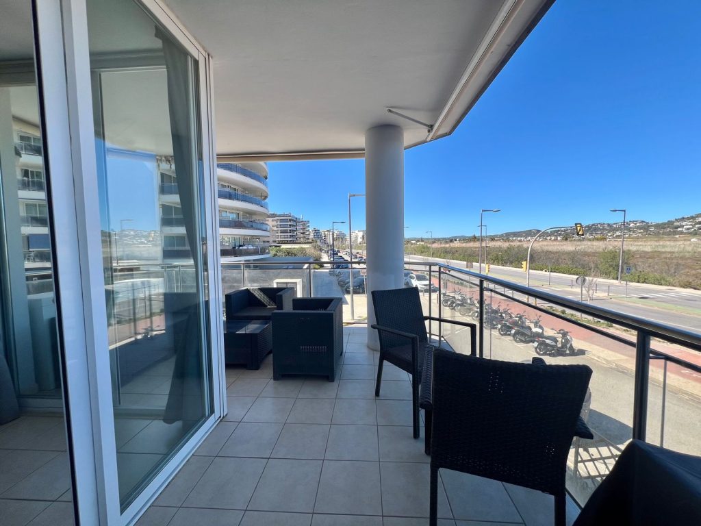 MODERN APARTMENT IN MARINA BOTAFOCH, IBIZA