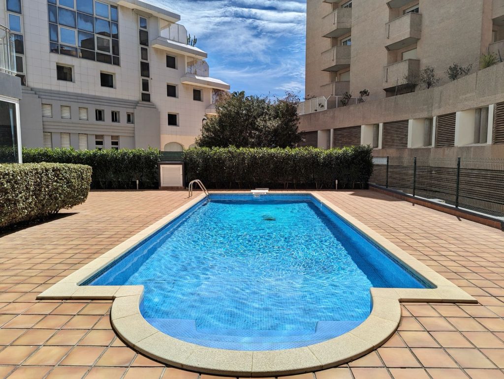 MODERN APPARTEMENT IN MARINA BOTAFOCH, IBIZA