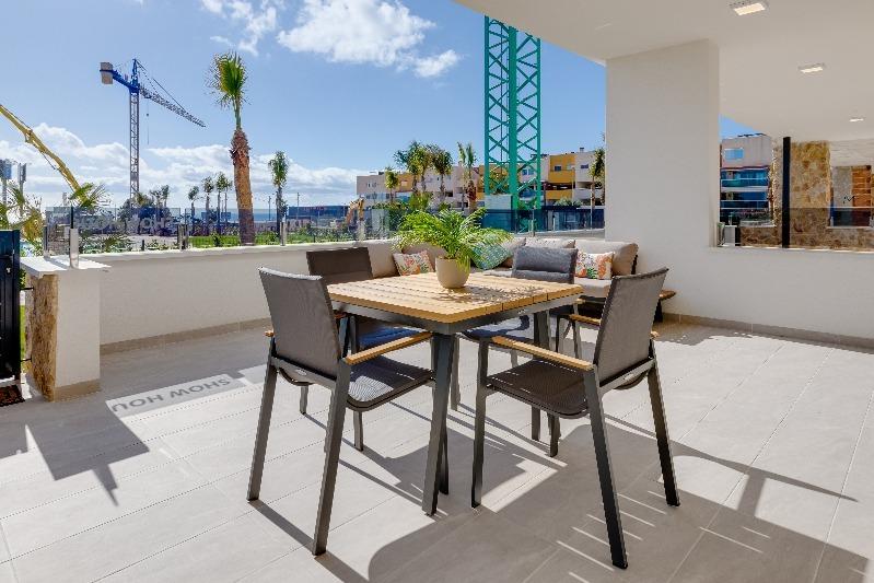 Квартира на продаж в Playa Flamenca (Orihuela)