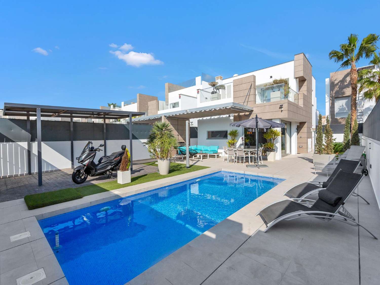 Fabulosa villa premium en Guardamar Del Segura