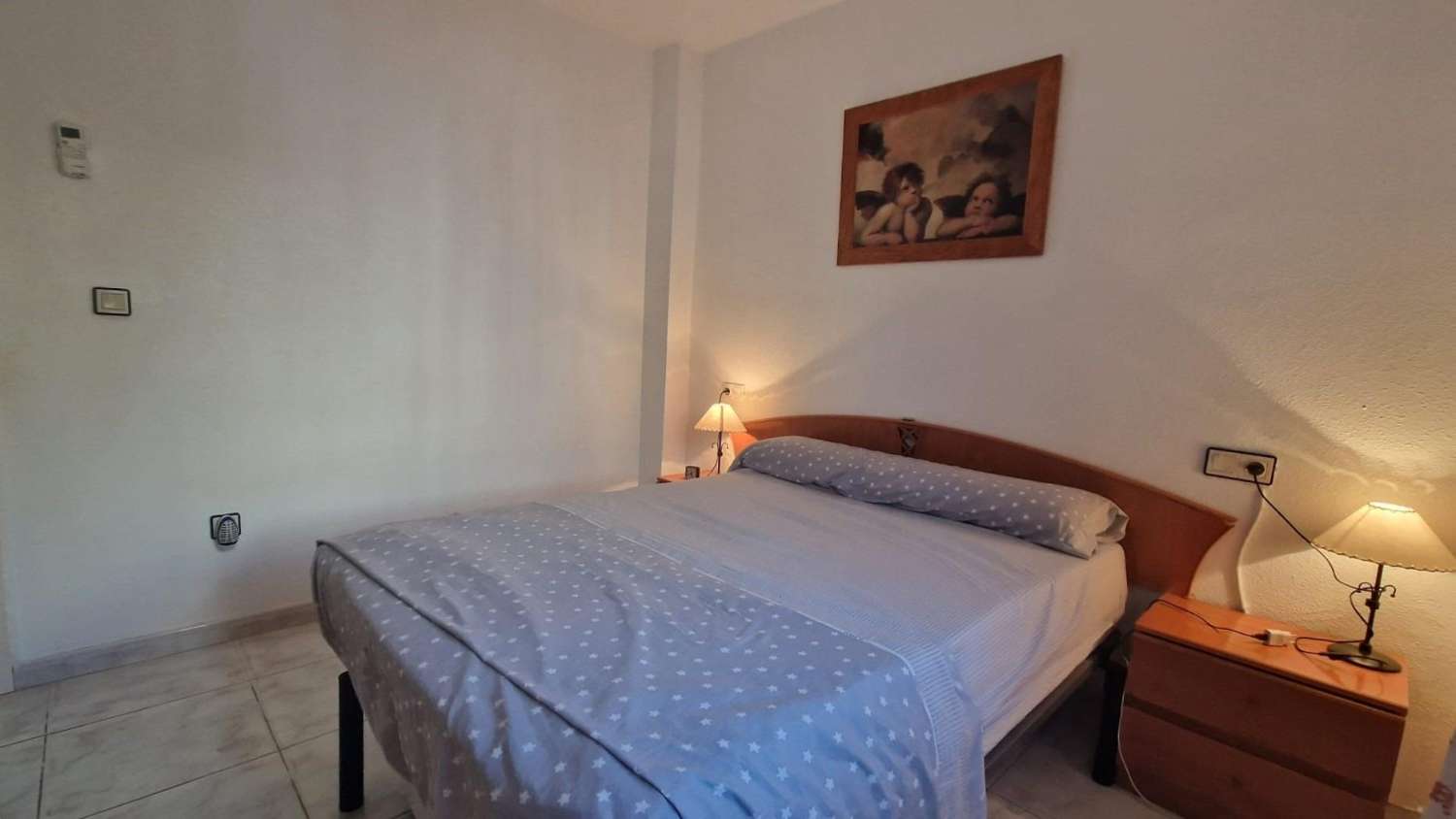 Bungalow al piano terra, 2 camere da letto, 1 bagno, ampio terrazzo, piscina, bella posizione