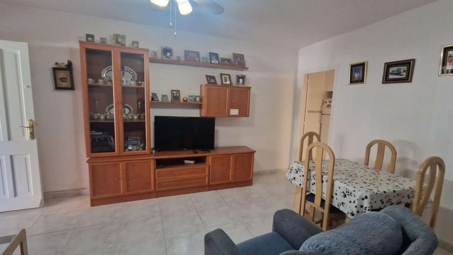 Bungalow al piano terra, 2 camere da letto, 1 bagno, ampio terrazzo, piscina, bella posizione