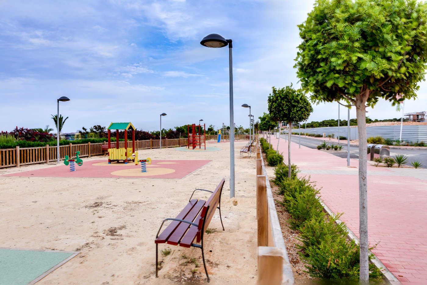 Бунгало на продаж в Los Balcones - Los Altos del Edén (Torrevieja)