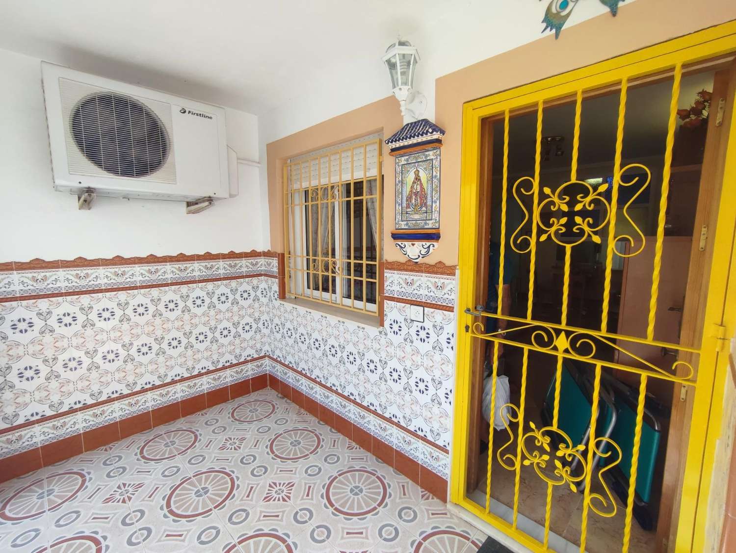 Beautiful ground floor bungalow with swimming pool in Torrevieja ( Torretas )