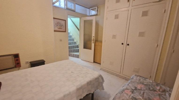 Duplex 2 camere da letto e piscina vicino al mare a Torrevieja (La Mata)