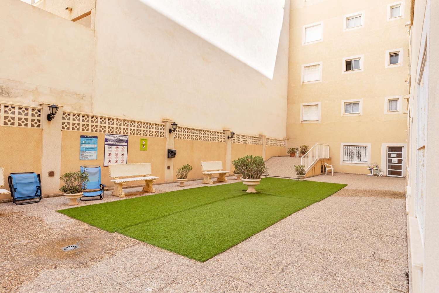 Appartement confortable à Torrevieja, à seulement quelques minutes de la plage.