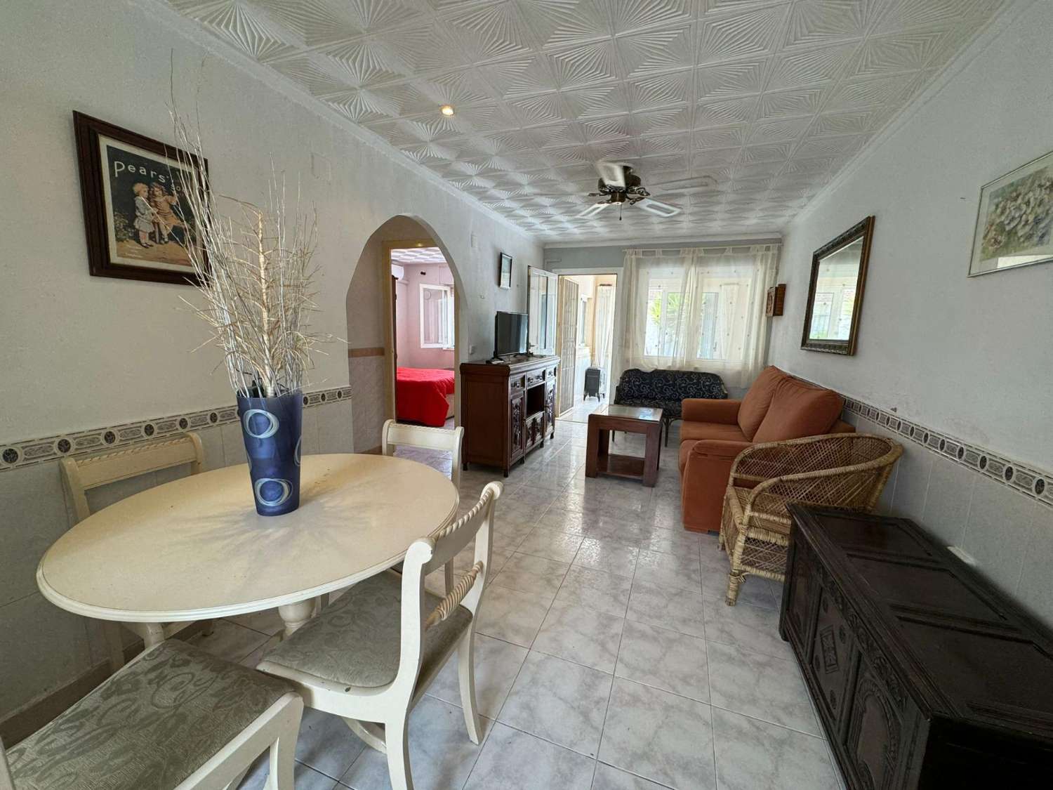 MAISON SEMI INDIVIDUELLE AVEC 2 CHAMBRES À TORREVIEJA