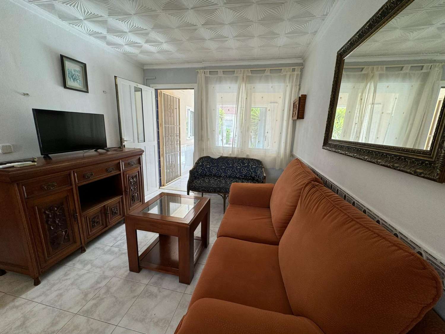 MAISON SEMI INDIVIDUELLE AVEC 2 CHAMBRES À TORREVIEJA