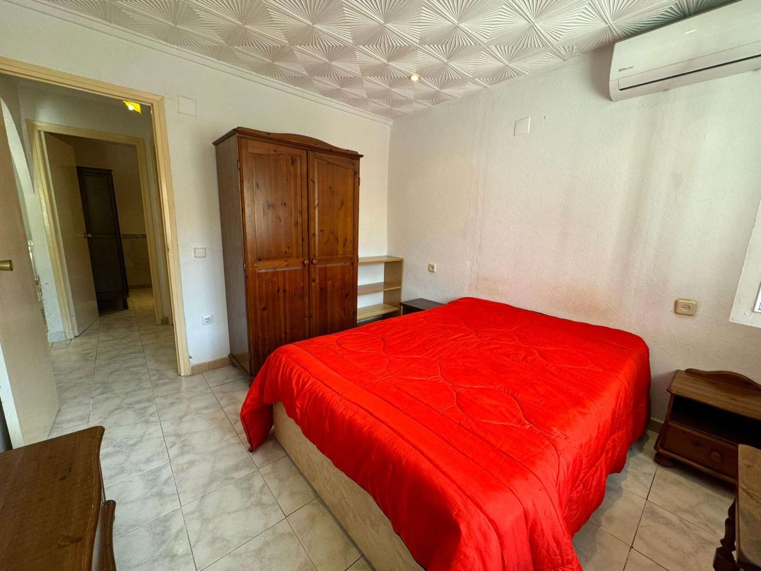 CASA BIFAMILIARE CON 2 CAMERE DA LETTO A TORREVIEJA