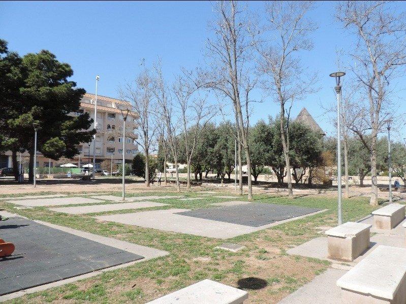 Apartamento reformado de 1 dormitorio y piscina en Torrevieja (Parque las naciones)