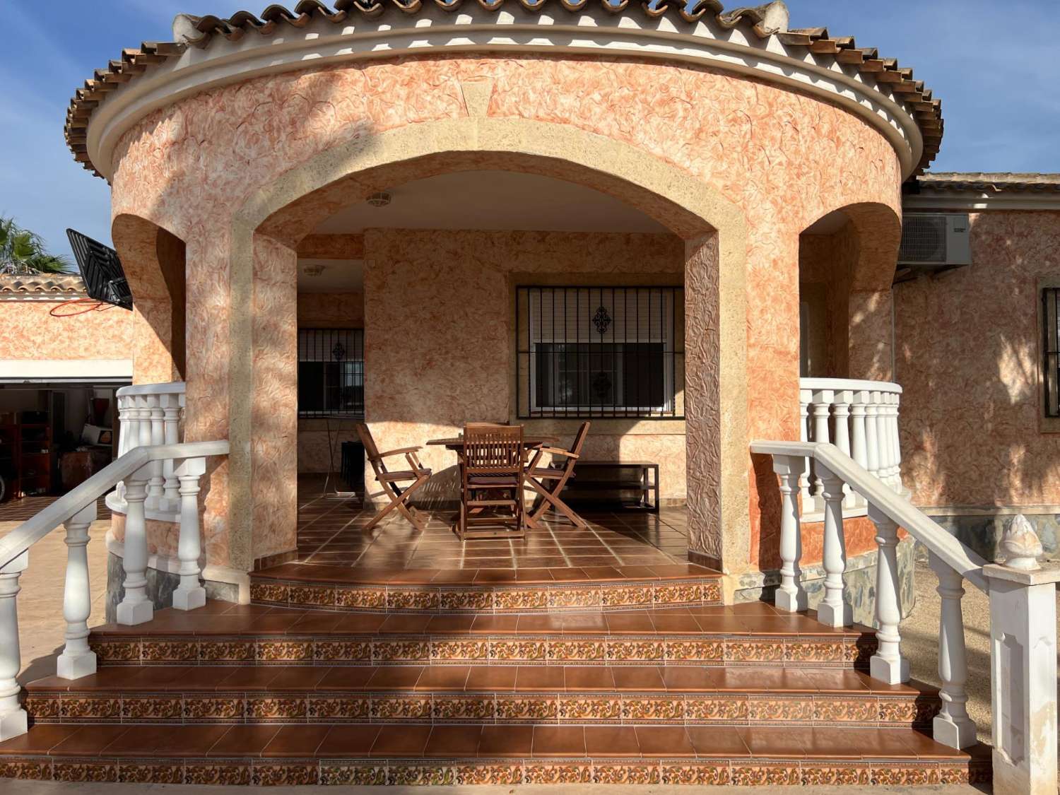 Villa indipendente con 3 camere da letto a Dolores, ALICANTE.