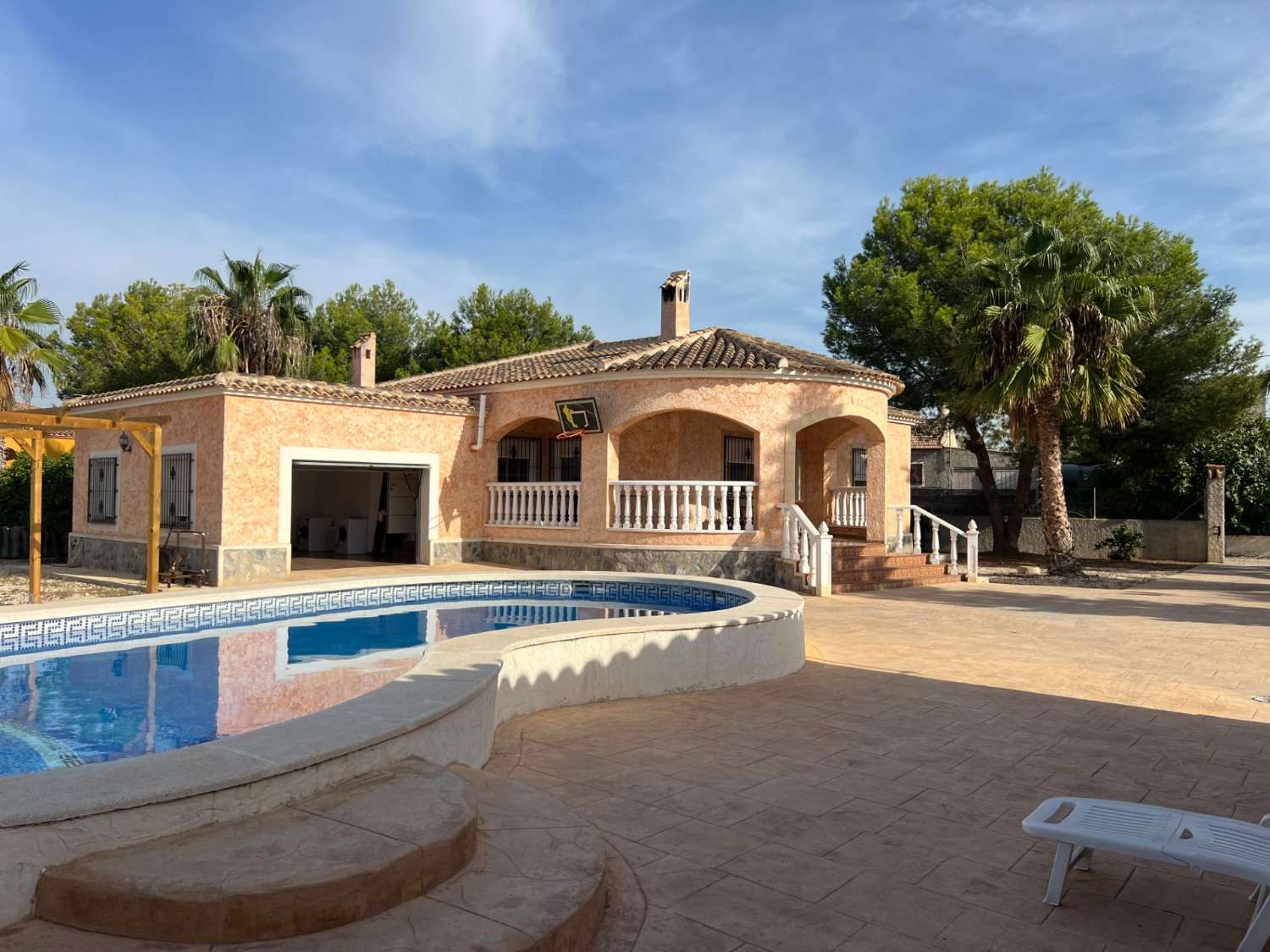 Villa indipendente con 3 camere da letto a Dolores, ALICANTE.