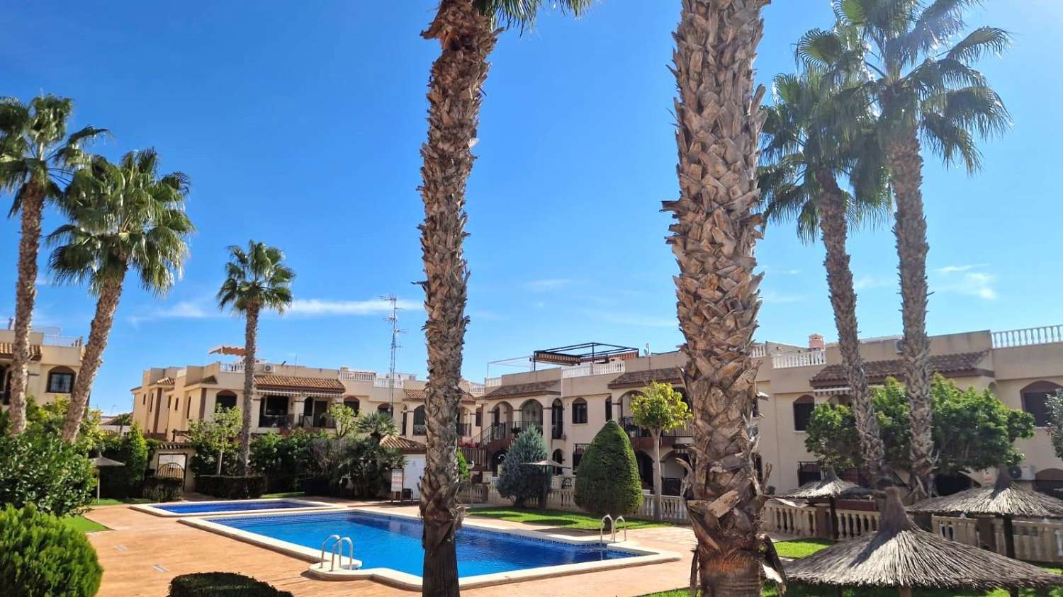 Bungalow Planta Alta - Torrevieja (Aguas nuevas 1)