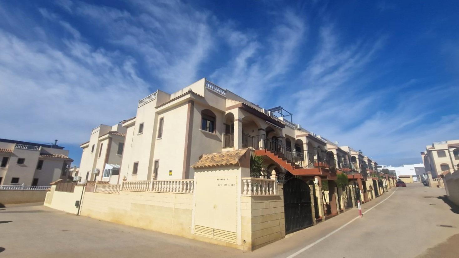 Bungalow Planta Alta - Torrevieja (Aguas nuevas 1)